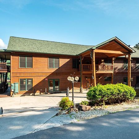 Hickory Ridge By Avantstay Incredible Private Elevated Cabin Sleeps 20 Gatlinburg Kültér fotó